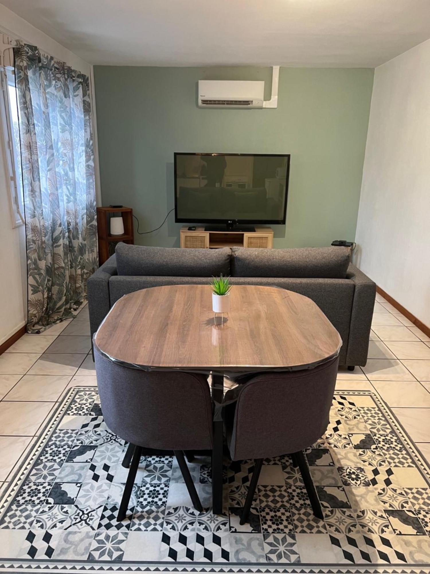 Appartement T2 Cosy Saint-Éloy-les-Mines Zewnętrze zdjęcie